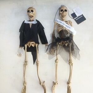 Halloween Skeleton Couple Decoration Set